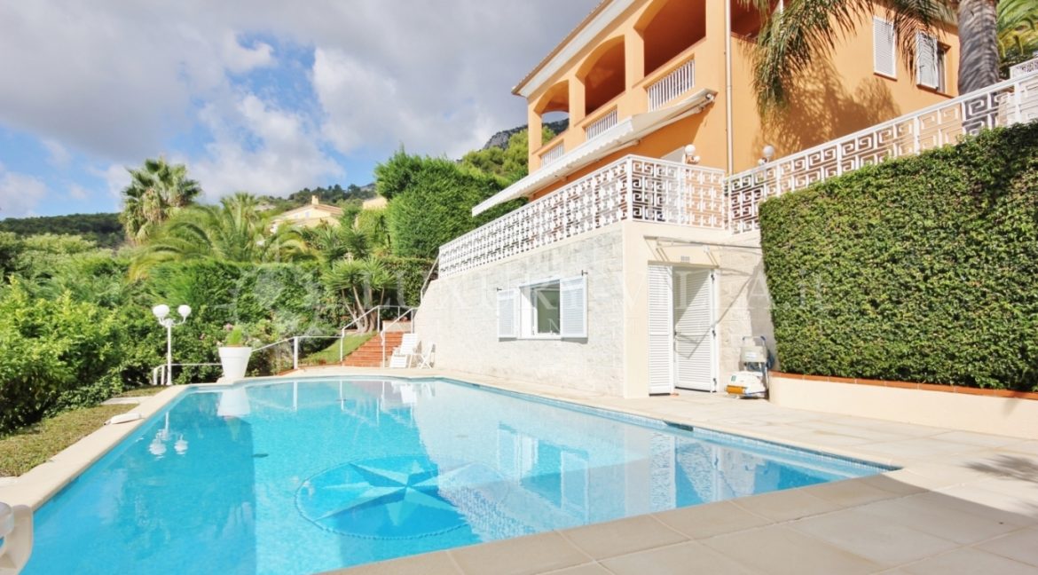 1-Villa in vendita con piscina e vista sul principato near Monaco, Provence-Alpes-Costa Azzurra,France